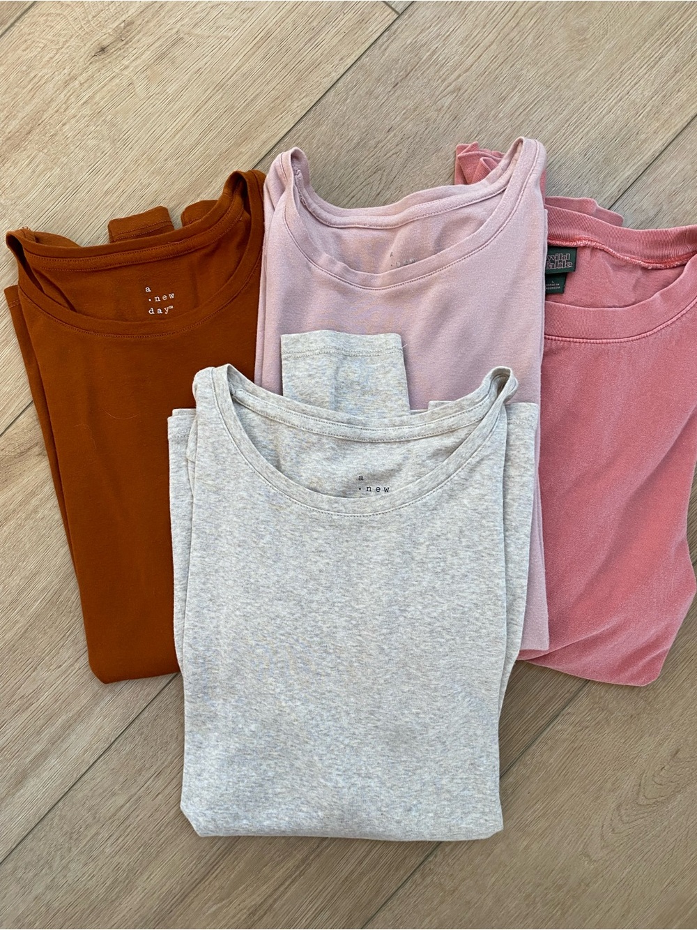 a new day & Wild Fable Bundle of Tees - Rust, Blush, Rose, Heather Oatmeal Large